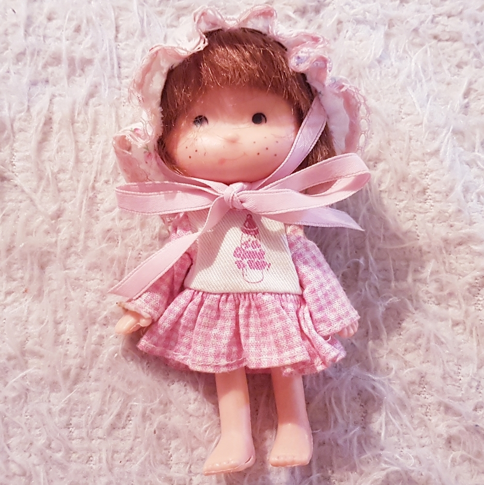 1980s Strawberry Milkshake Doll Fun World Vintage Hong Kong